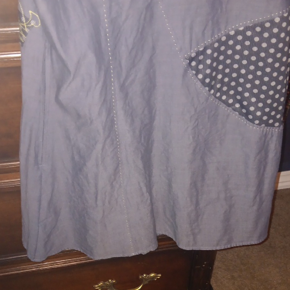 Stylish Gray Patterned Mini Dress - image 8